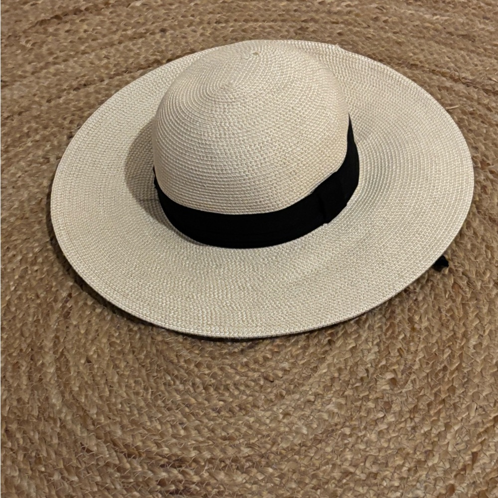 Elegant Cream Sun Hat with Black Band
